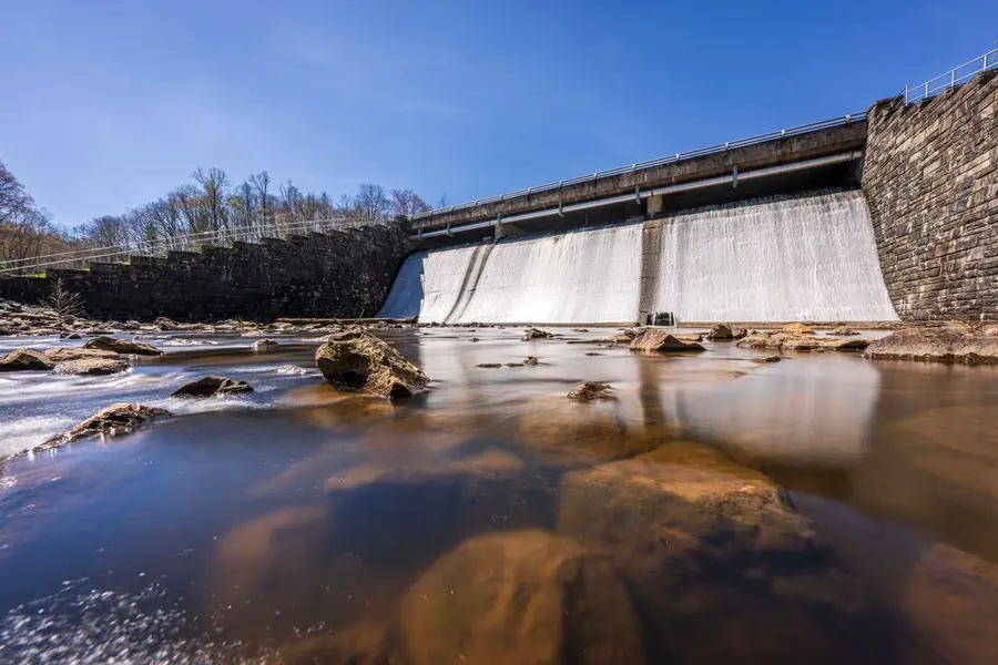 Concrete weir securing water supply